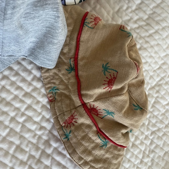 LOT OF 3 TODDLER BOY HATS - Picture 4 of 12